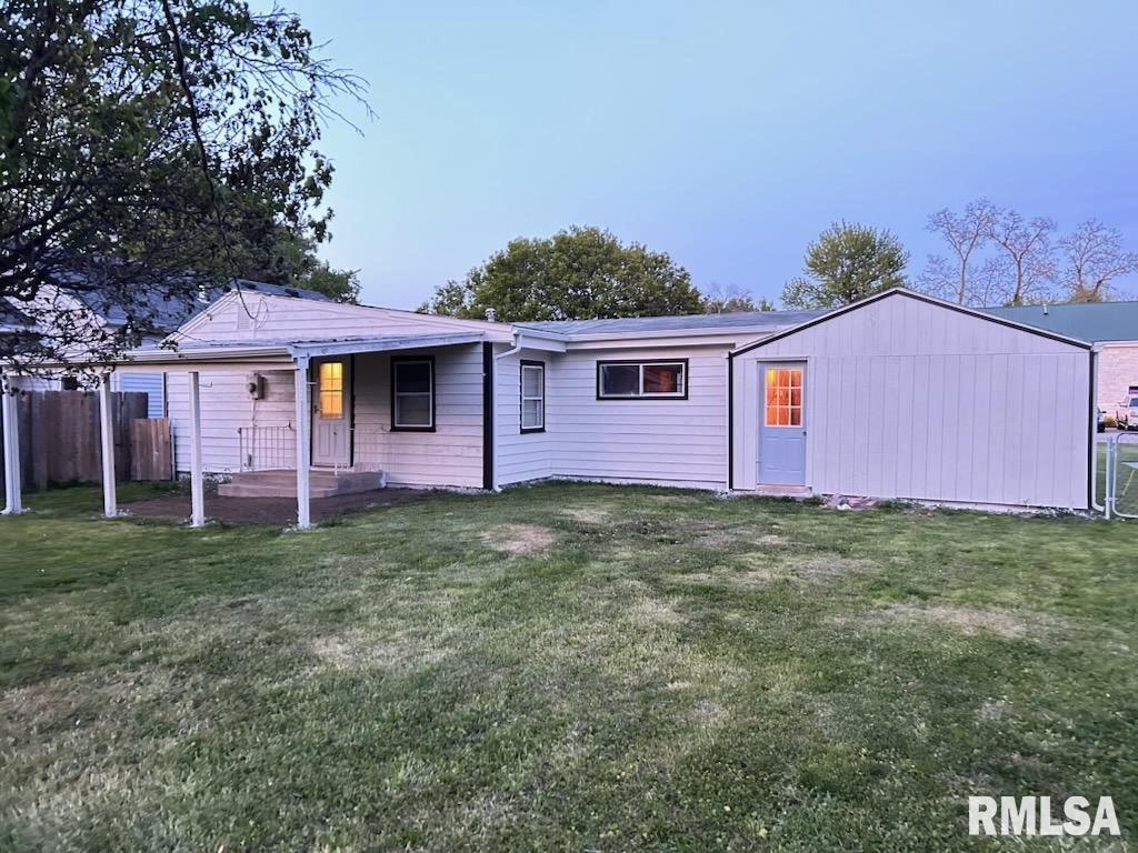 2705 Holmes Avenue Springfield, IL 62704 - Photo 7 of 9