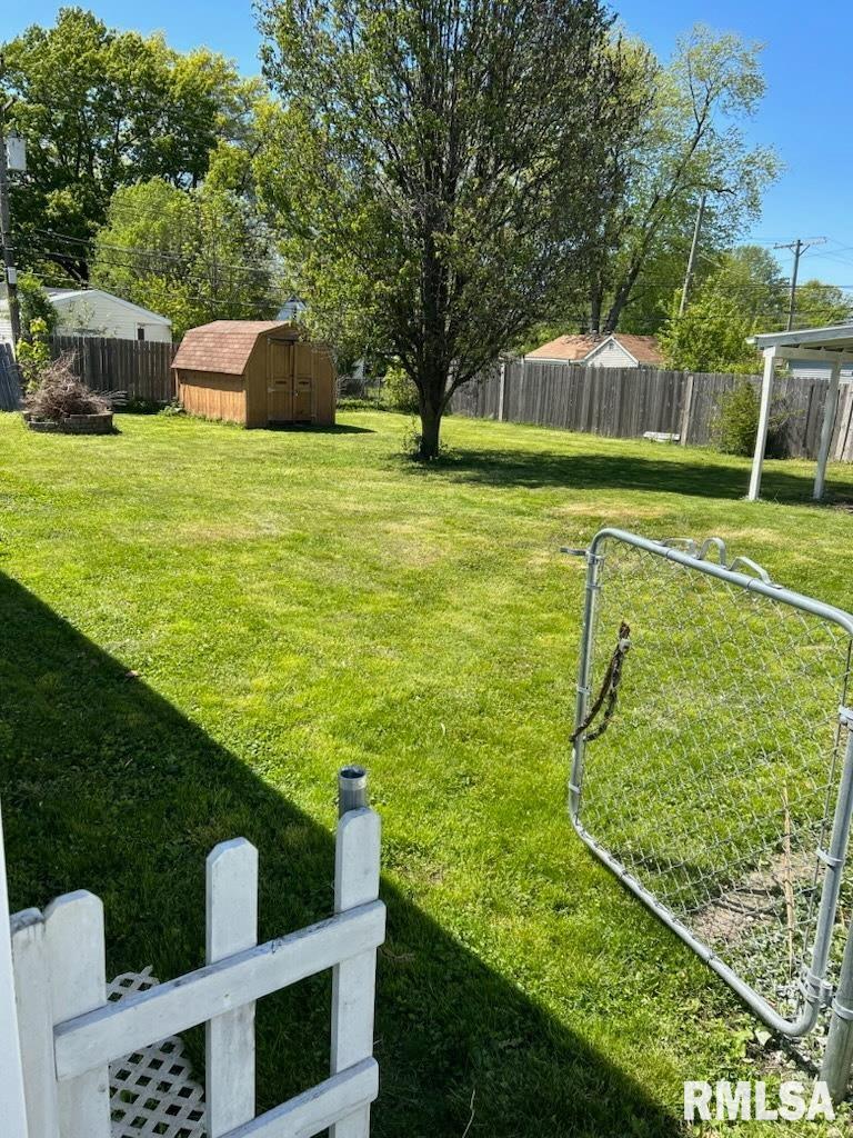 2705 Holmes Avenue Springfield, IL 62704 - Photo 9 of 9