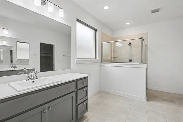 $3,350 | 2653 Keokuk Street, Fort Worth, TX 76179