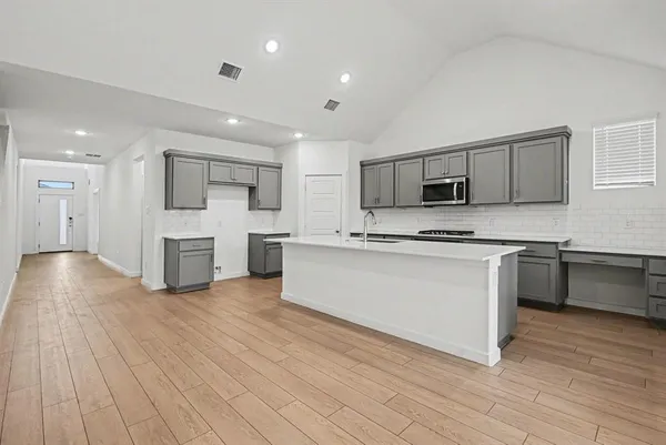 $3,350 | 2653 Keokuk Street, Fort Worth, TX 76179