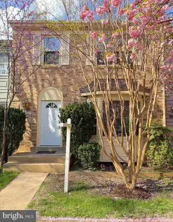 $800,000 | 9606 Scotch Haven Drive, Vienna, VA 22181
