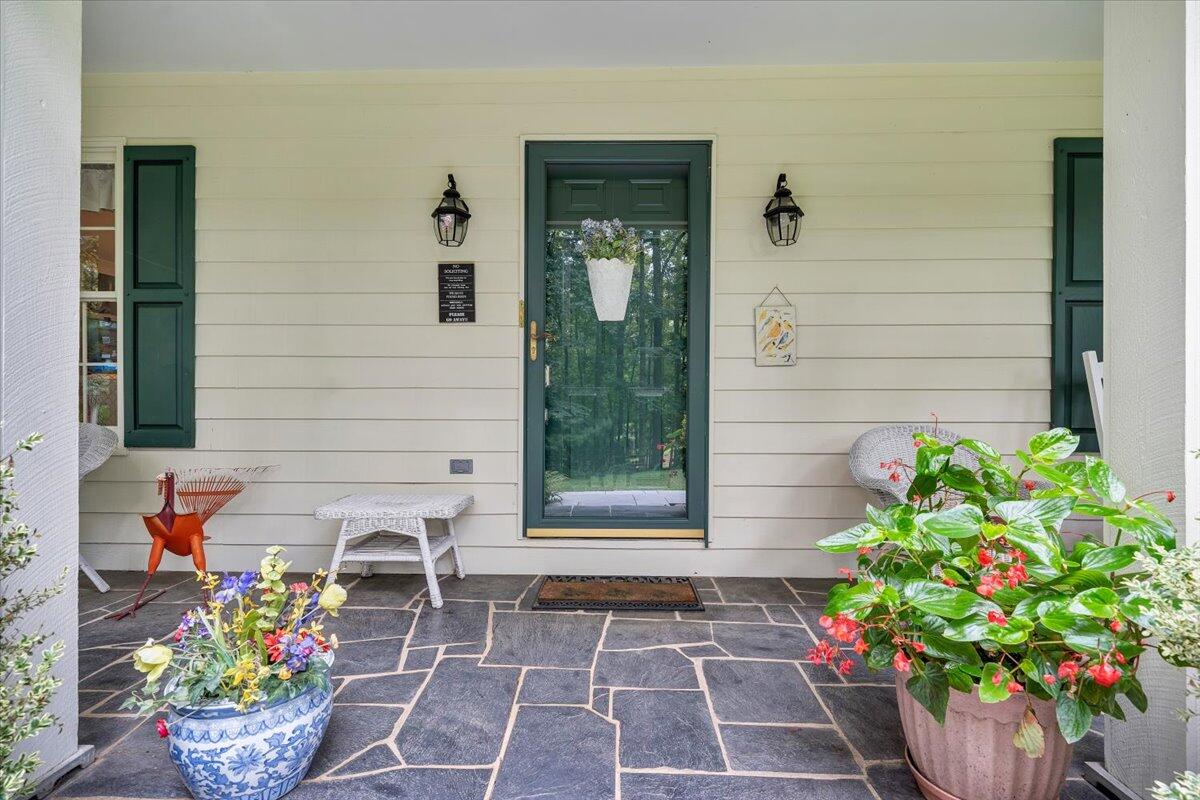6236 Saddleridge Road Roanoke, VA 24018 - Photo 3 of 75 80-MIB03412