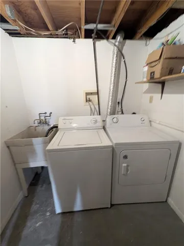 $2,400 | 104 Teton Drive, Pittsburgh, PA 15239