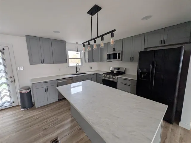 $2,400 | 104 Teton Drive, Pittsburgh, PA 15239