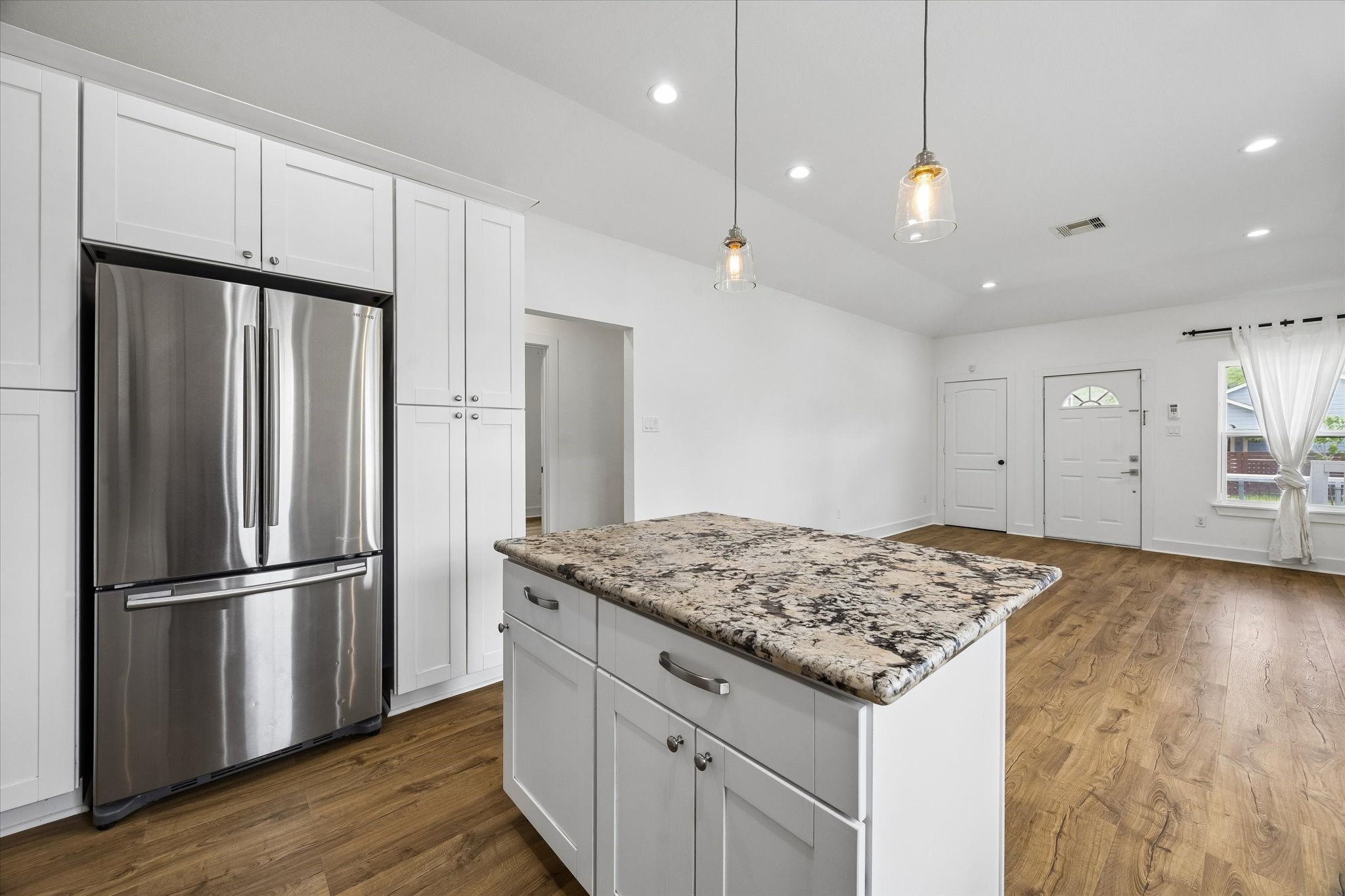 5105 Chapman Street Houston, TX 77009 - Photo 14 of 49