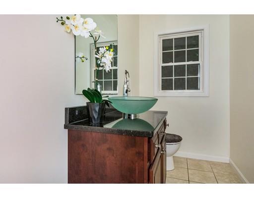 34 Tannery Road Sturbridge, MA 01518 - Photo 15 of 33 a dining room with furniture and window