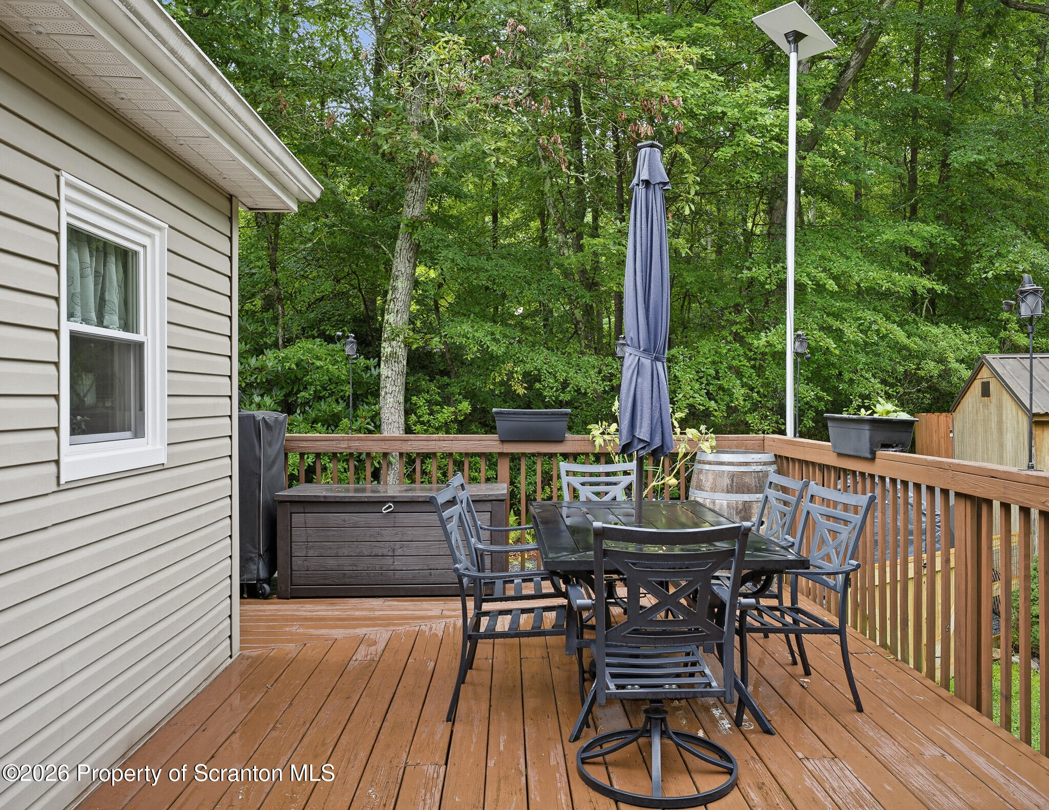 57 Hopi Road Jim Thorpe, PA 18229 - Photo 8 of 30 09-HomeView_Media-57_Hopi_Rd