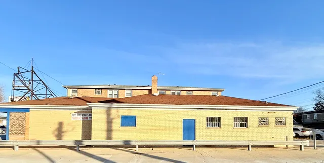$150,000 | 3701 South Harlem Avenue, Berwyn, IL 60402