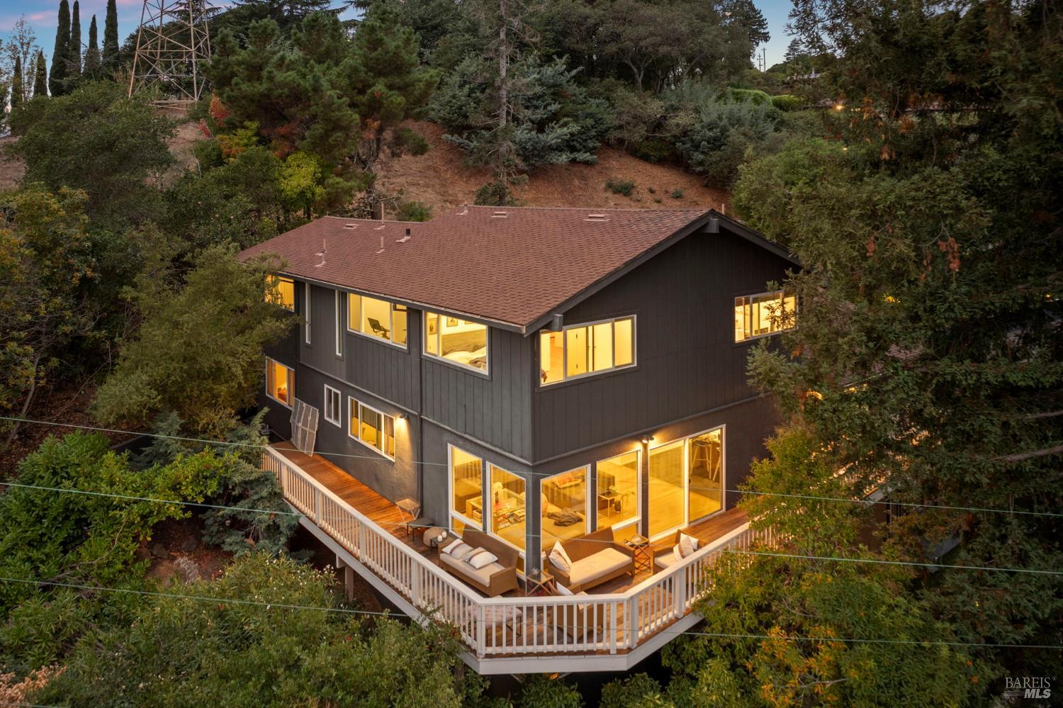 48 Junipero Serra Avenue San Rafael, CA 94901 - Photo 13 of 56