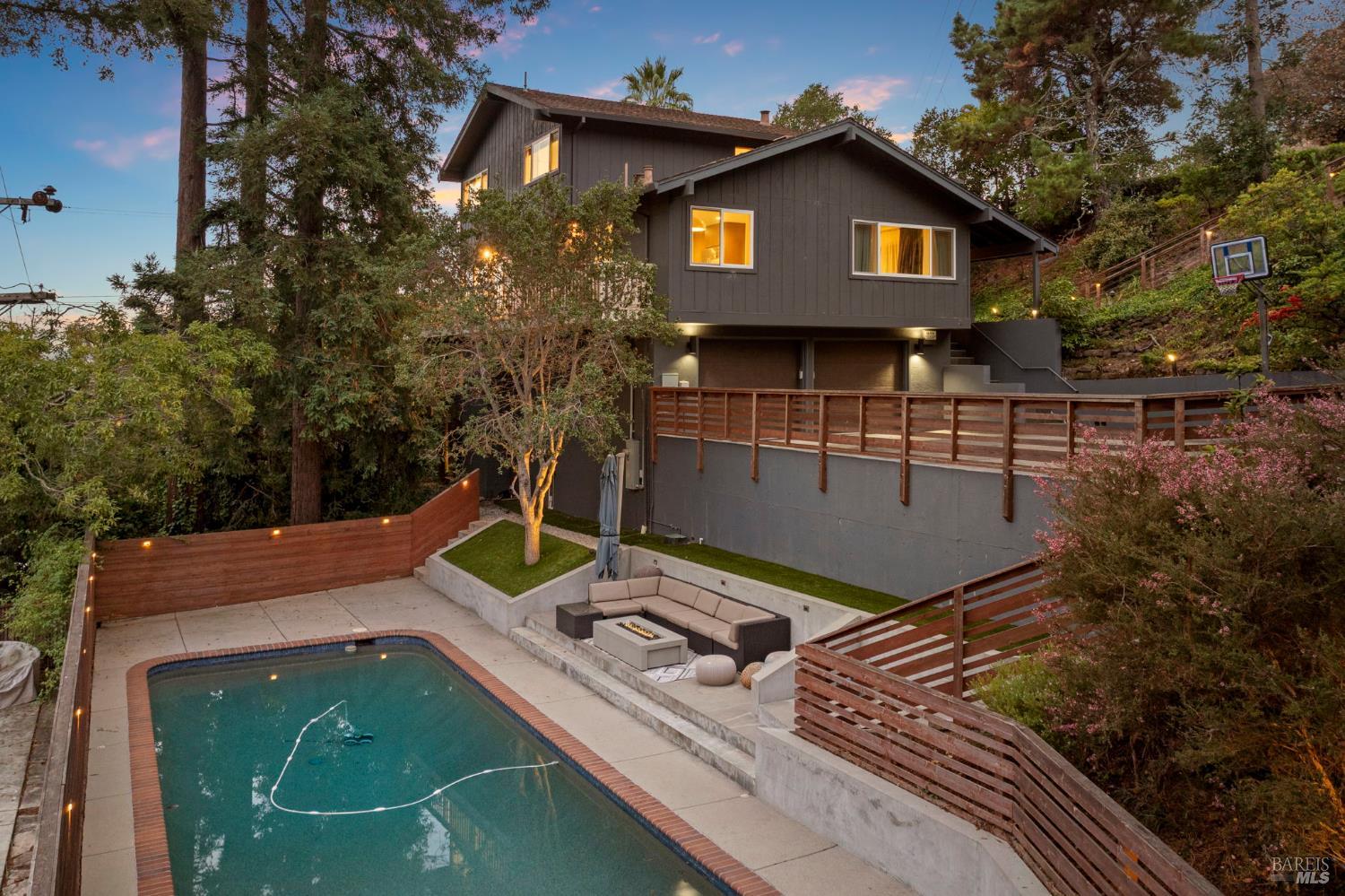 48 Junipero Serra Avenue San Rafael, CA 94901 - Photo 2 of 56
