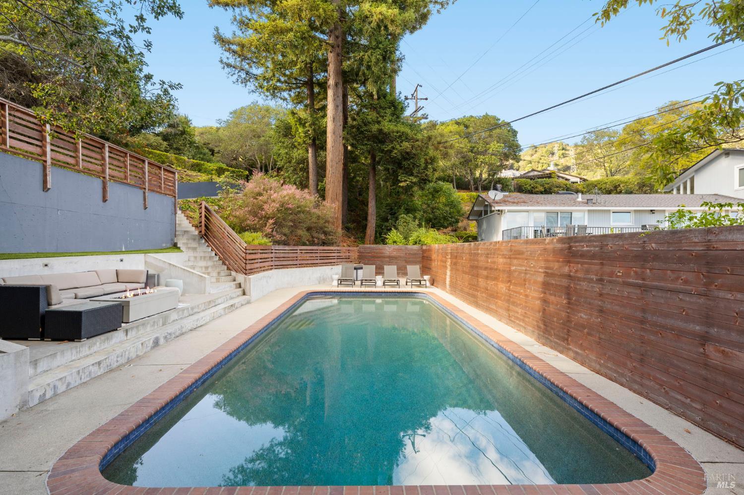 48 Junipero Serra Avenue San Rafael, CA 94901 - Photo 9 of 56