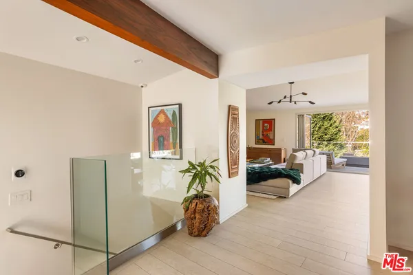 a view of livingroom with furniture and windows