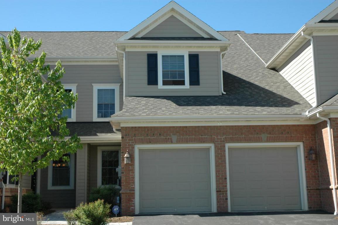 34 Farmview Lane Lititz, PA 17543 - Photo 1 of 13 Gallery Image 1