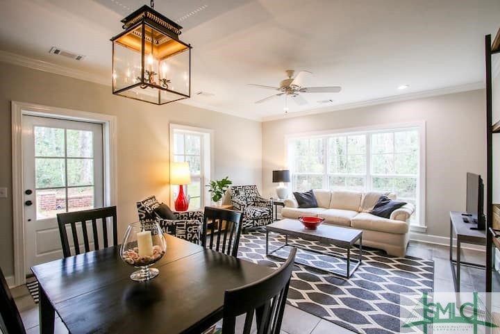 560 Tivoli Trail Road Richmond Hill, GA 31324 - Photo 10 of 48 Great Room with DR