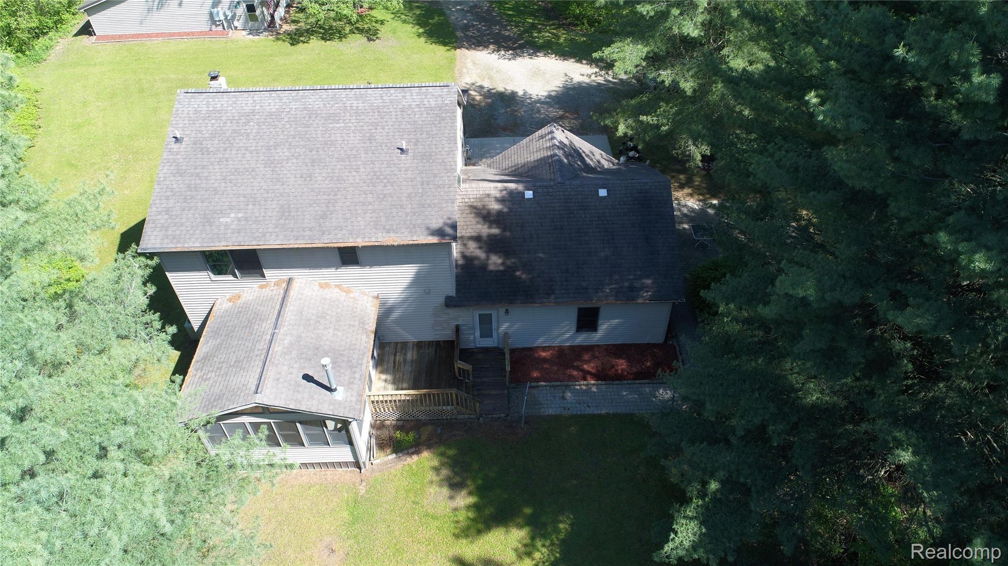 1924 King Road Lapeer, MI 48446 - Photo 66 of 75 DJI_0164.JPG