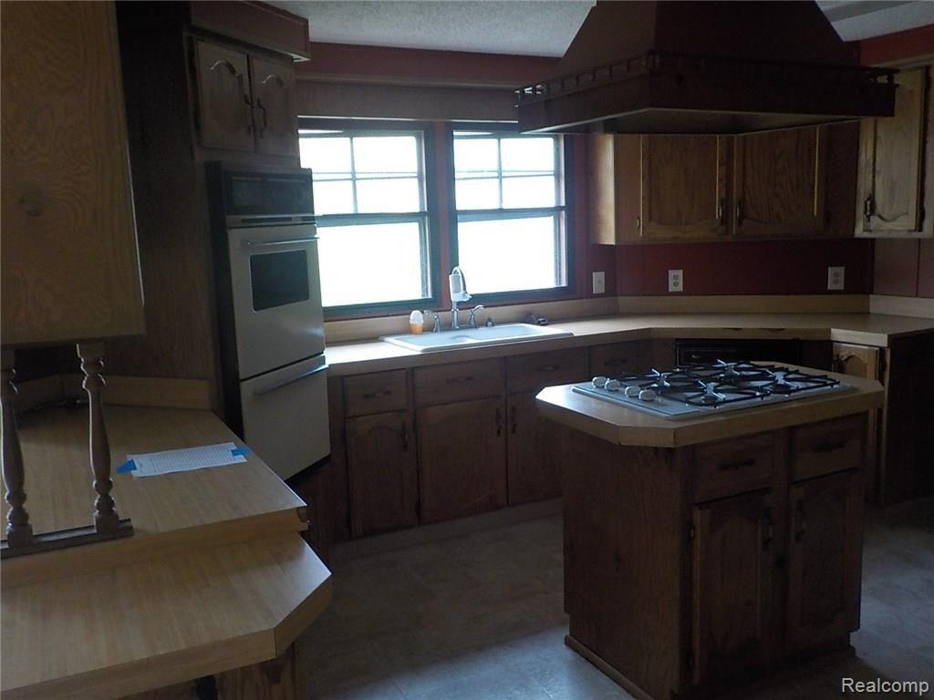 6372 North Belsay Road Flint, MI 48506 - Photo 24 of 25 DSCN8837.JPG