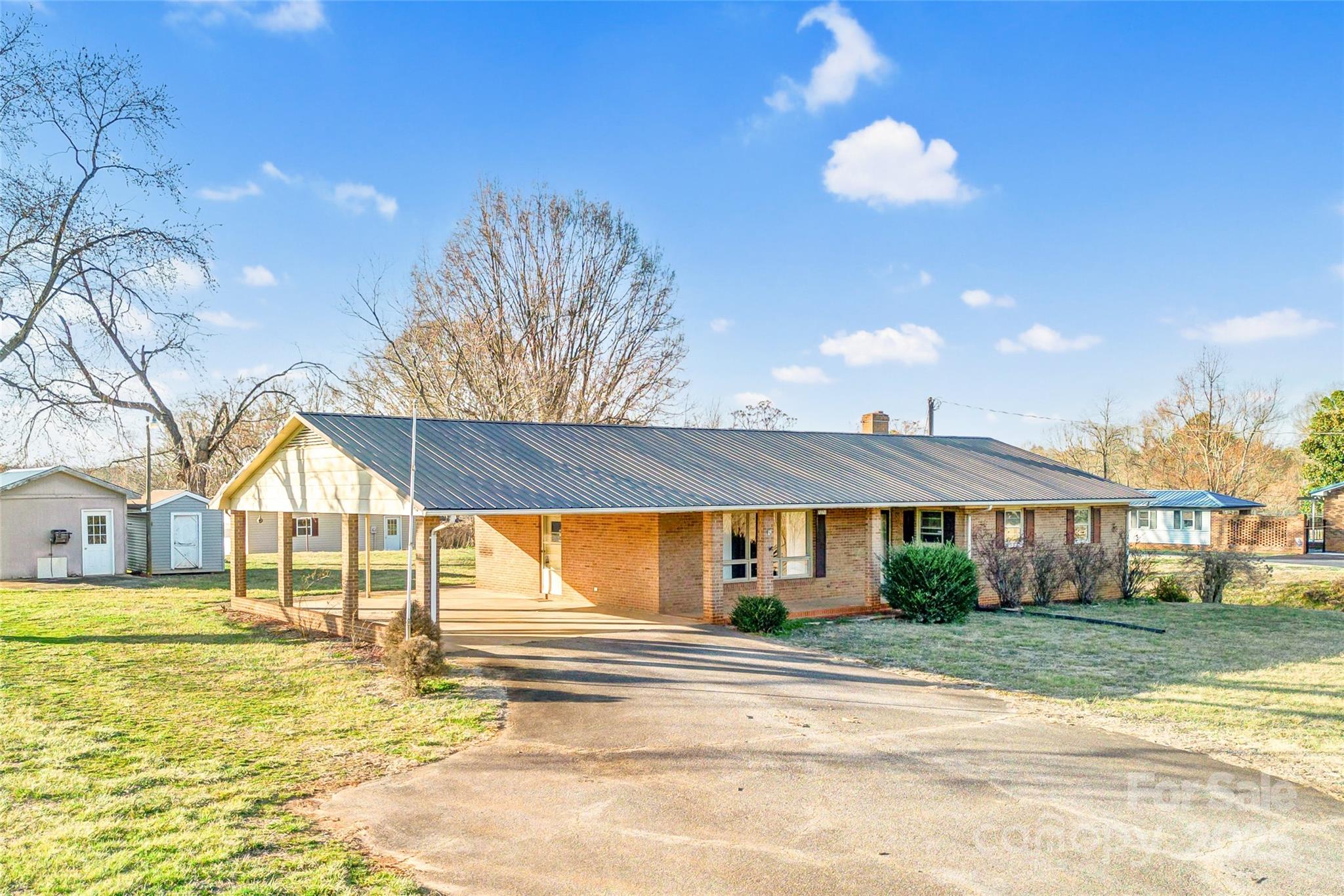 7270 Long Island Road Catawba, NC 28609 - Photo 4 of 40 Gallery Image 4