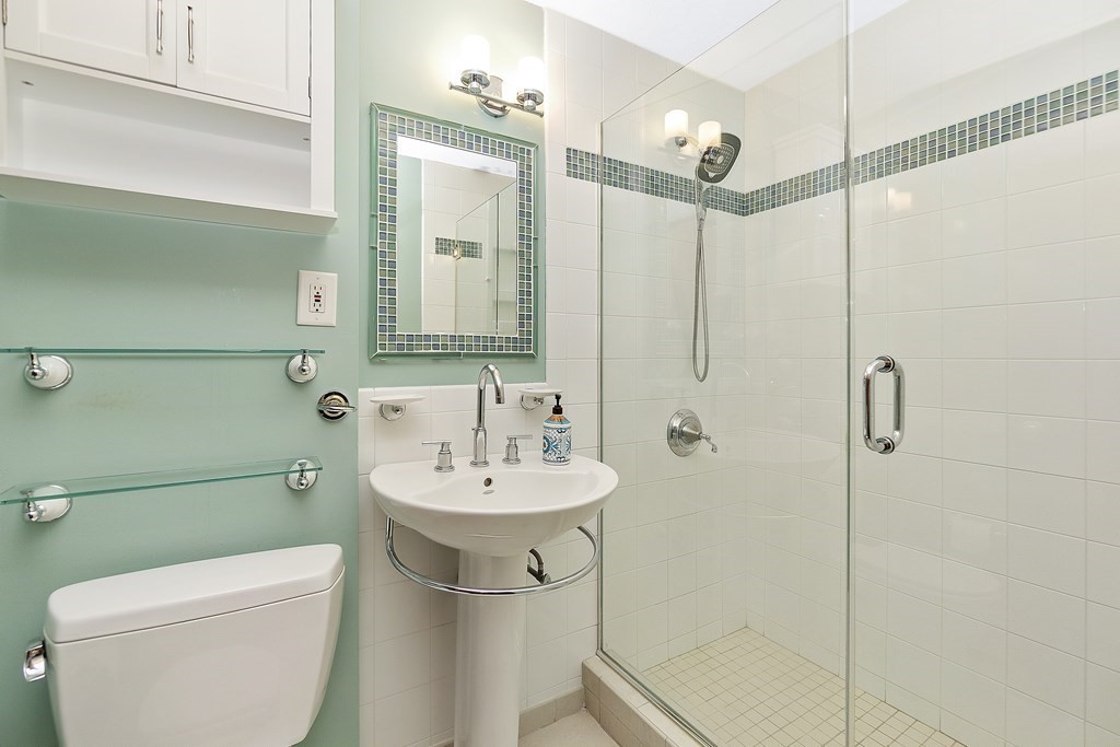 35 Baskin Road Lexington, MA 02421 - Photo 27 of 39