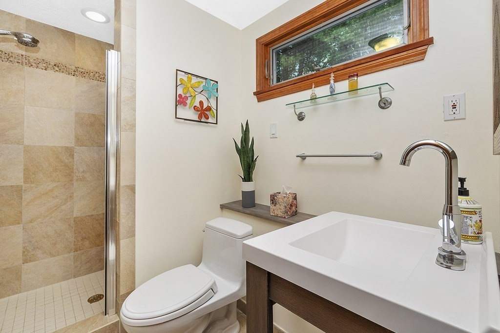 35 Baskin Road Lexington, MA 02421 - Photo 28 of 39
