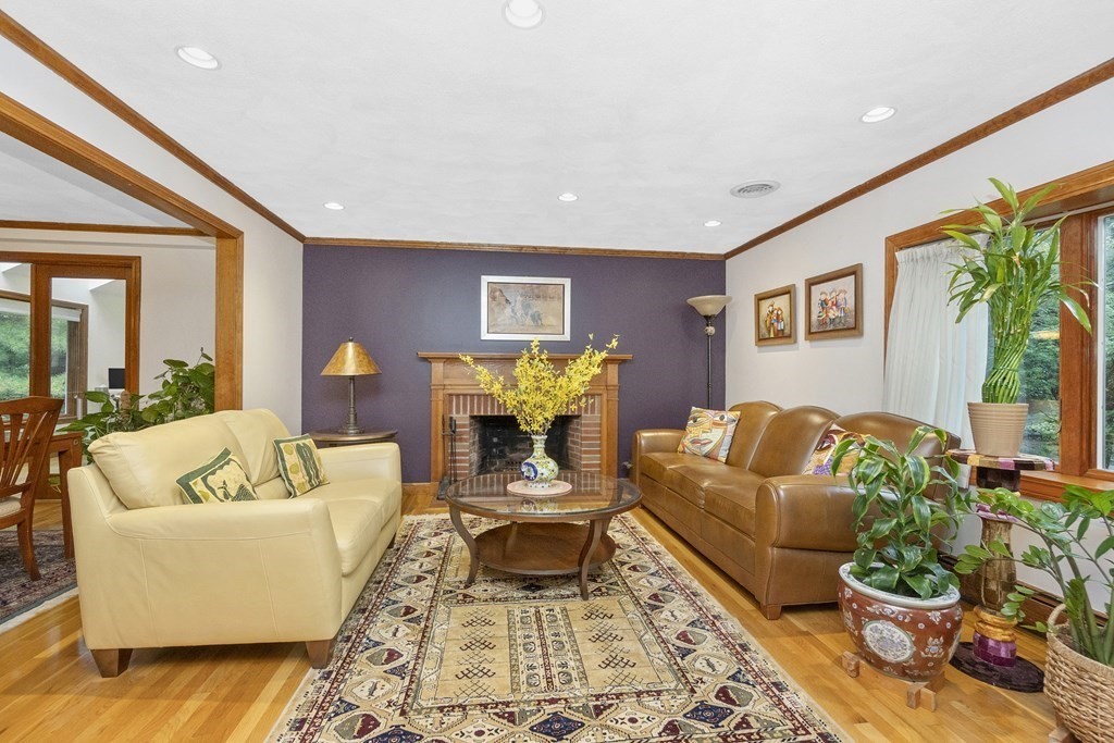 35 Baskin Road Lexington, MA 02421 - Photo 8 of 39