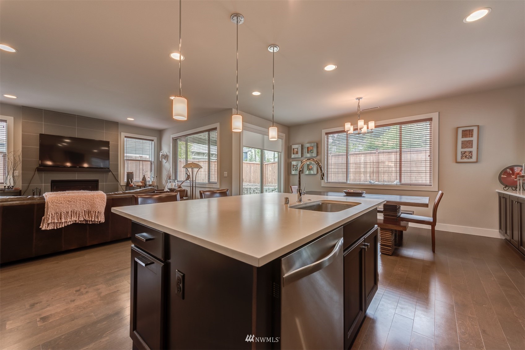 22319 43rd Drive Southeast Bothell, WA 98021 - Photo 8 of 36 Gallery Image 8
