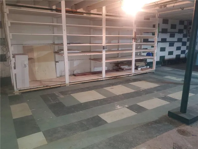 a view of an empty room with a empty space