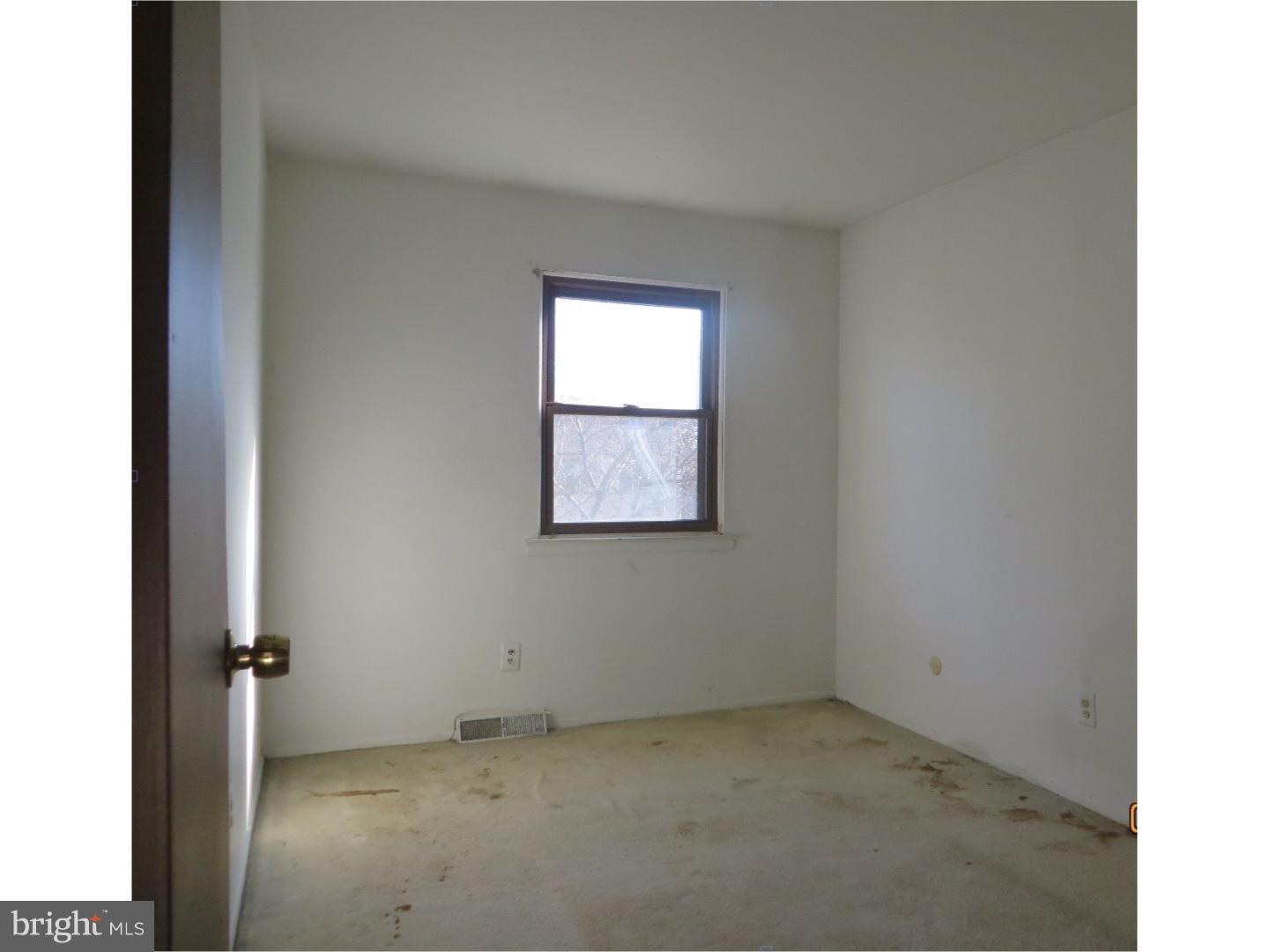 13010 Townsend Road, Unit L1 Philadelphia, PA 19154 - Photo 14 of 16