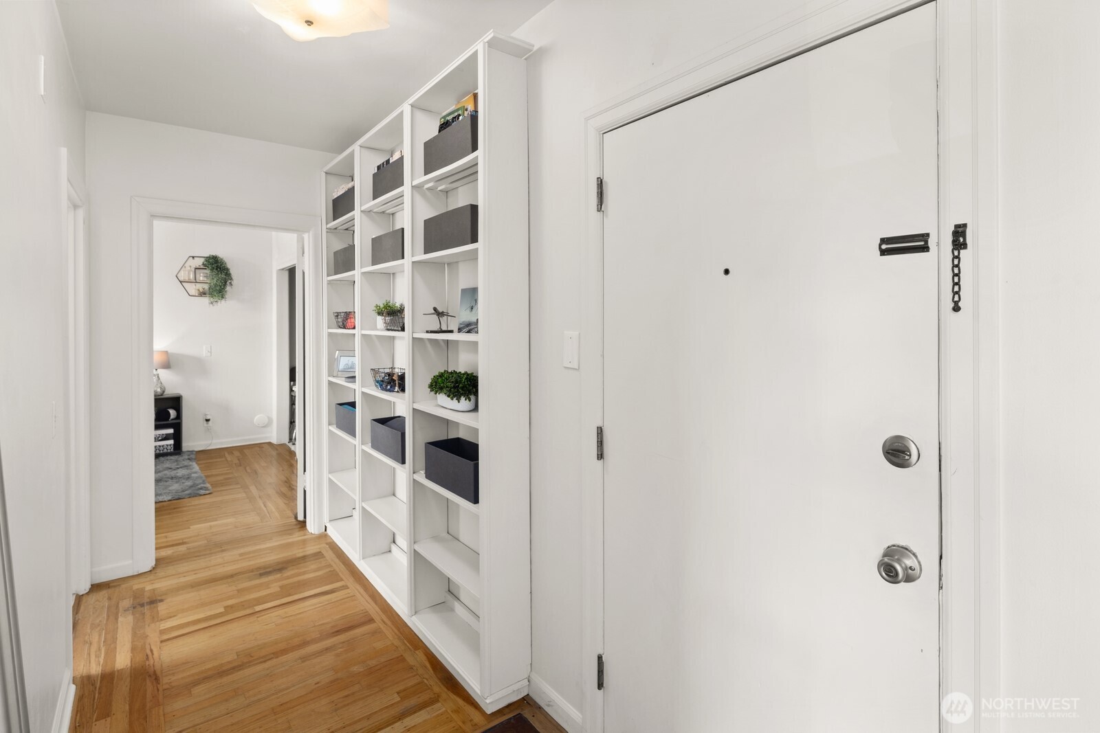 22 John Street, Unit 10 Seattle, WA 98109 - Photo 11 of 29