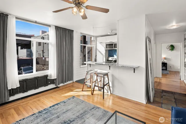 $265,000 | 22 John Street, Unit 10, Seattle, WA 98109