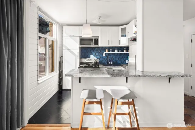 $265,000 | 22 John Street, Unit 10, Seattle, WA 98109