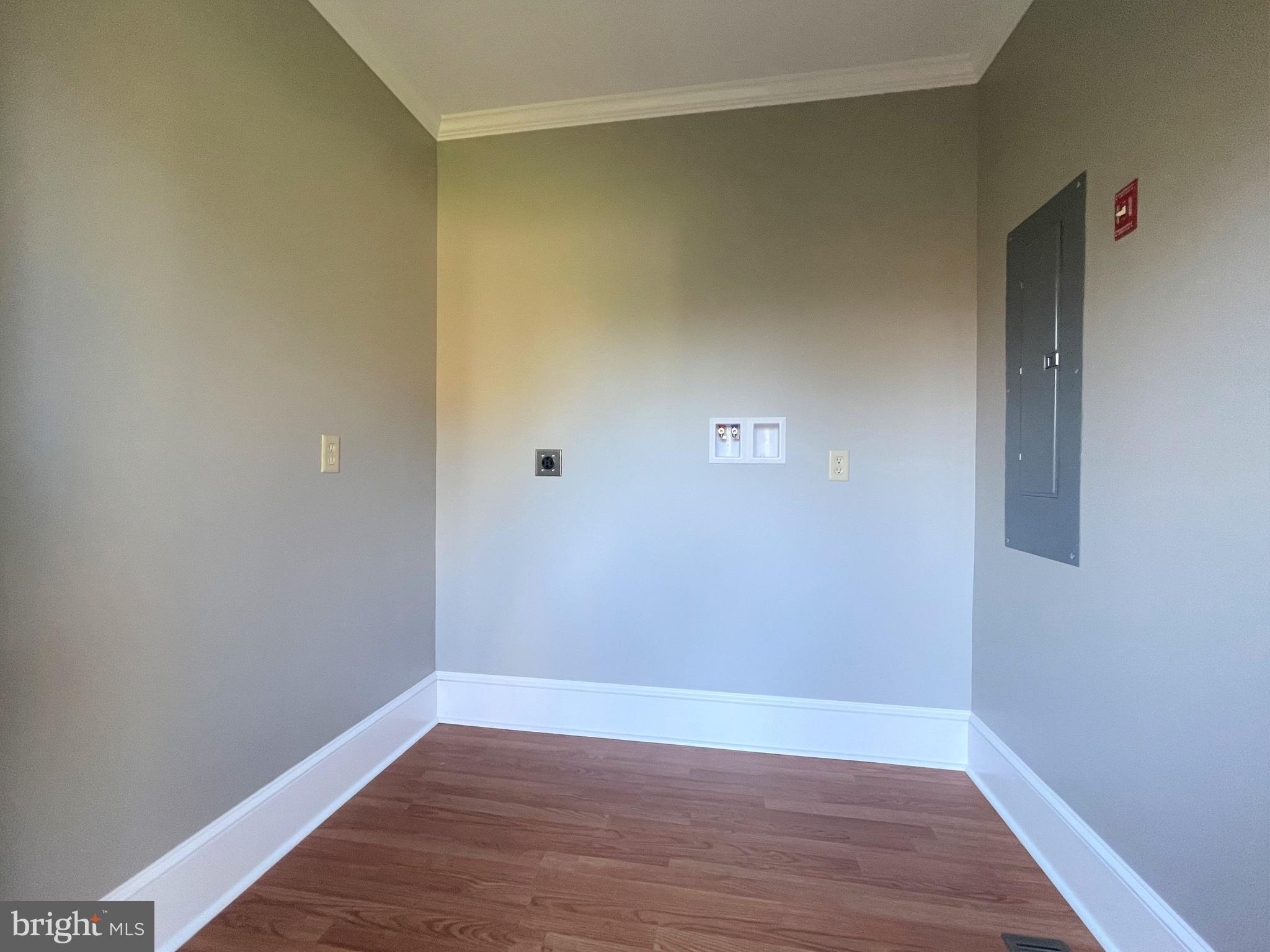 8 Caroline Avenue Ridgely, MD 21660 - Photo 23 of 32 Laundry room
