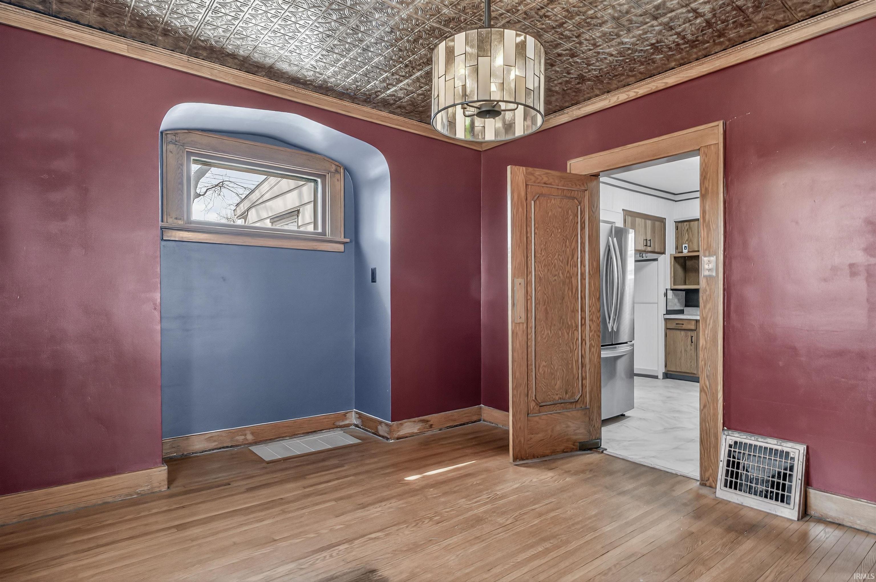 1905 Spring Street Fort Wayne, IN 46808 - Photo 9 of 36
