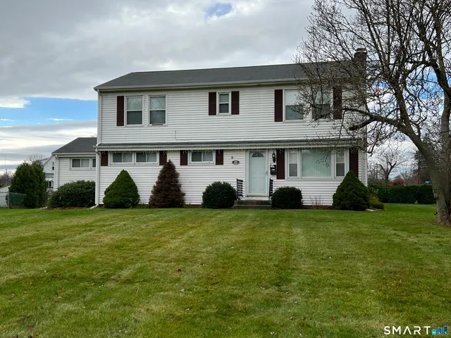 $1,800 | 244 Walsh Avenue, Newington, CT 06111