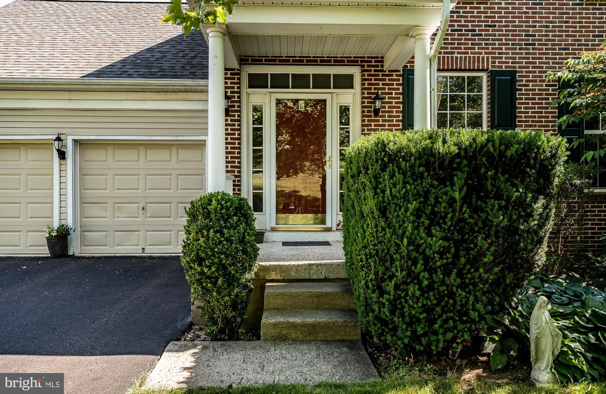 131 Hartman Road Pottstown, PA 19465 - Photo 4 of 65 Gallery Image 4