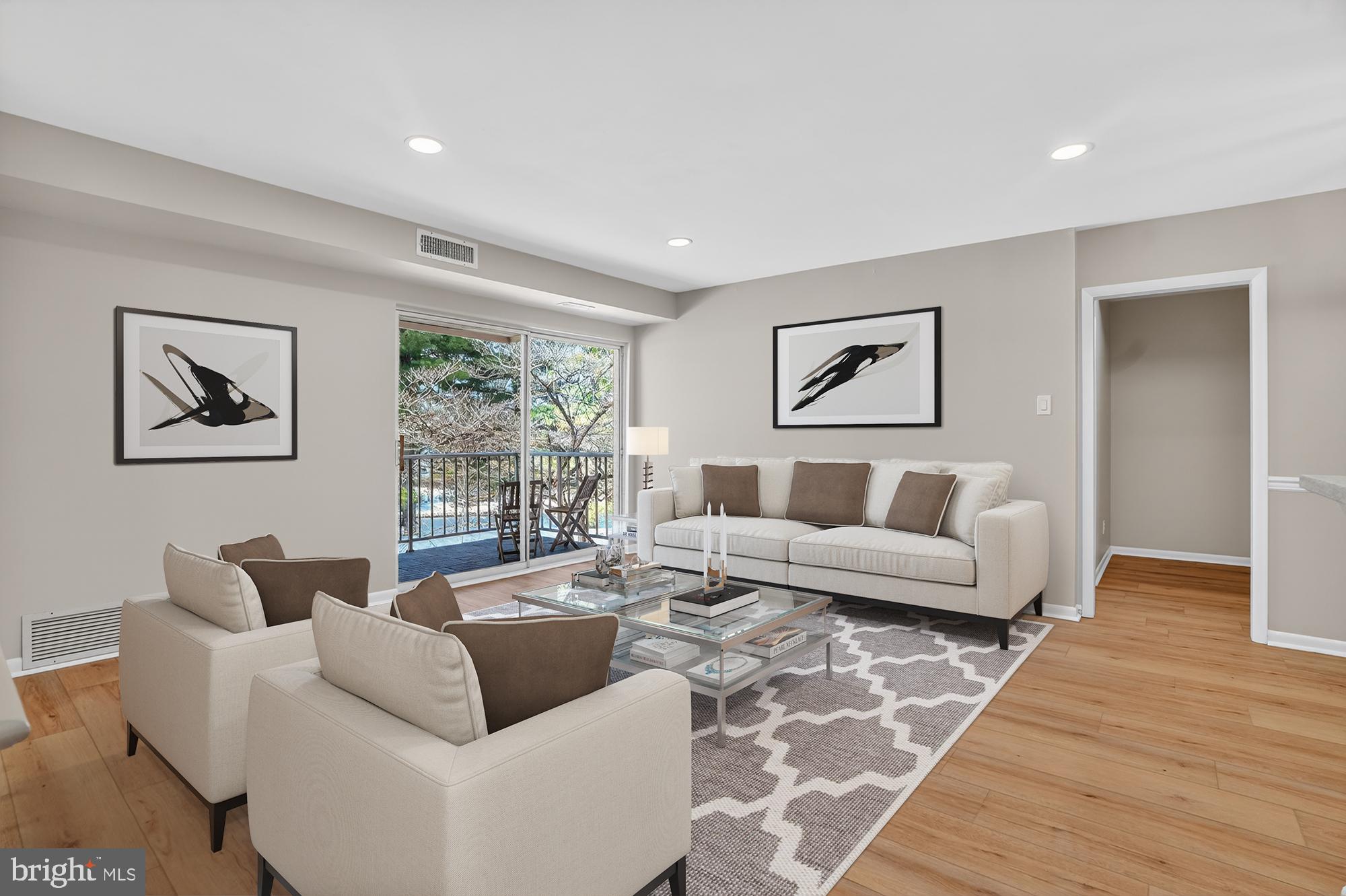 278 Old Forge Crossing, Unit 278 Devon, PA 19333 - Photo 11 of 38 Virtually Staged