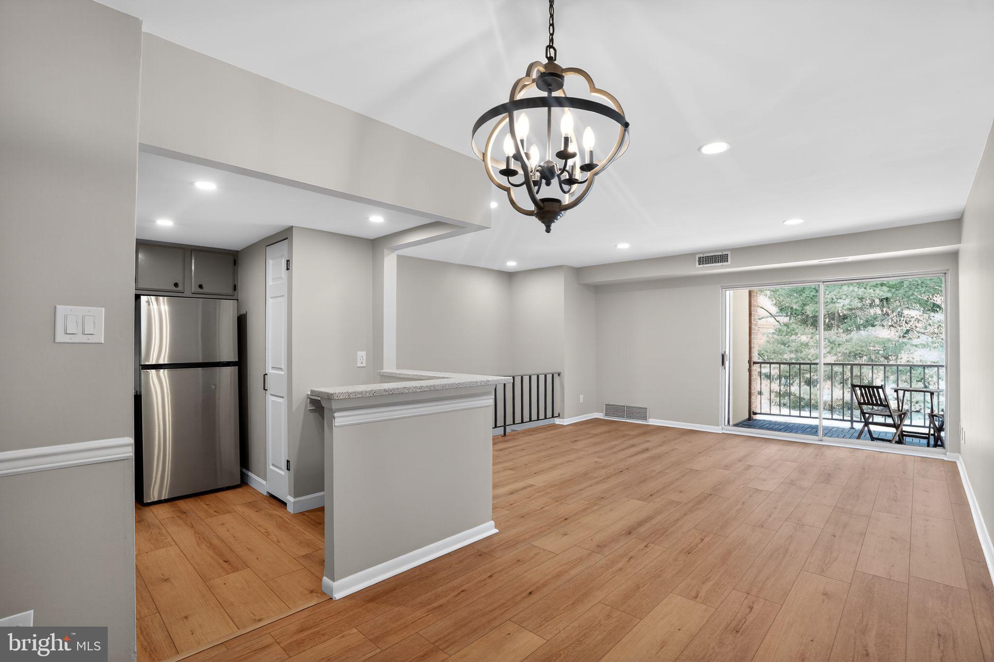 278 Old Forge Crossing, Unit 278 Devon, PA 19333 - Photo 3 of 38