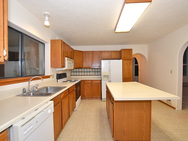 4068 B Gardenspot Road Loon Lake, WA 99148 - Photo 7 of 20 Gallery Image 7