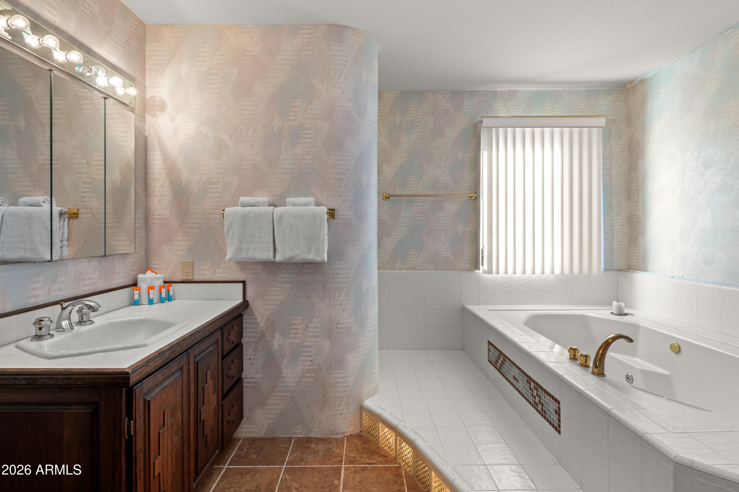 175 Devils Kitchen Drive Sedona, AZ 86351 - Photo 23 of 34 PRIMARY BATH