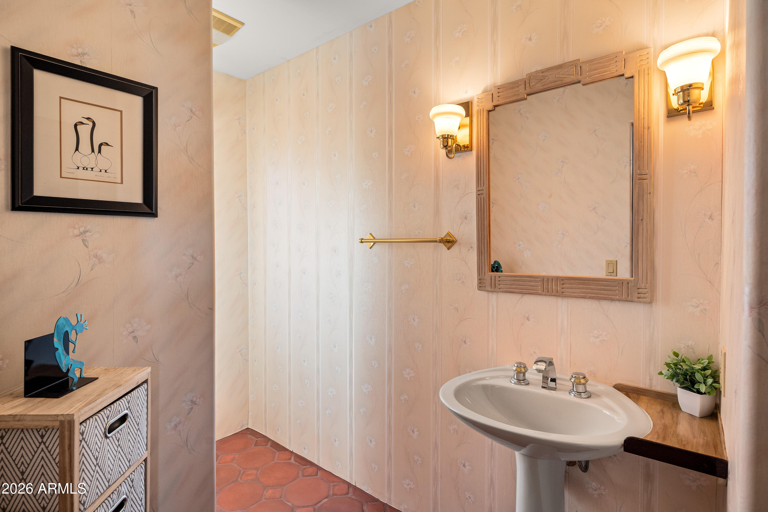 175 Devils Kitchen Drive Sedona, AZ 86351 - Photo 32 of 34 POWDER ROOM