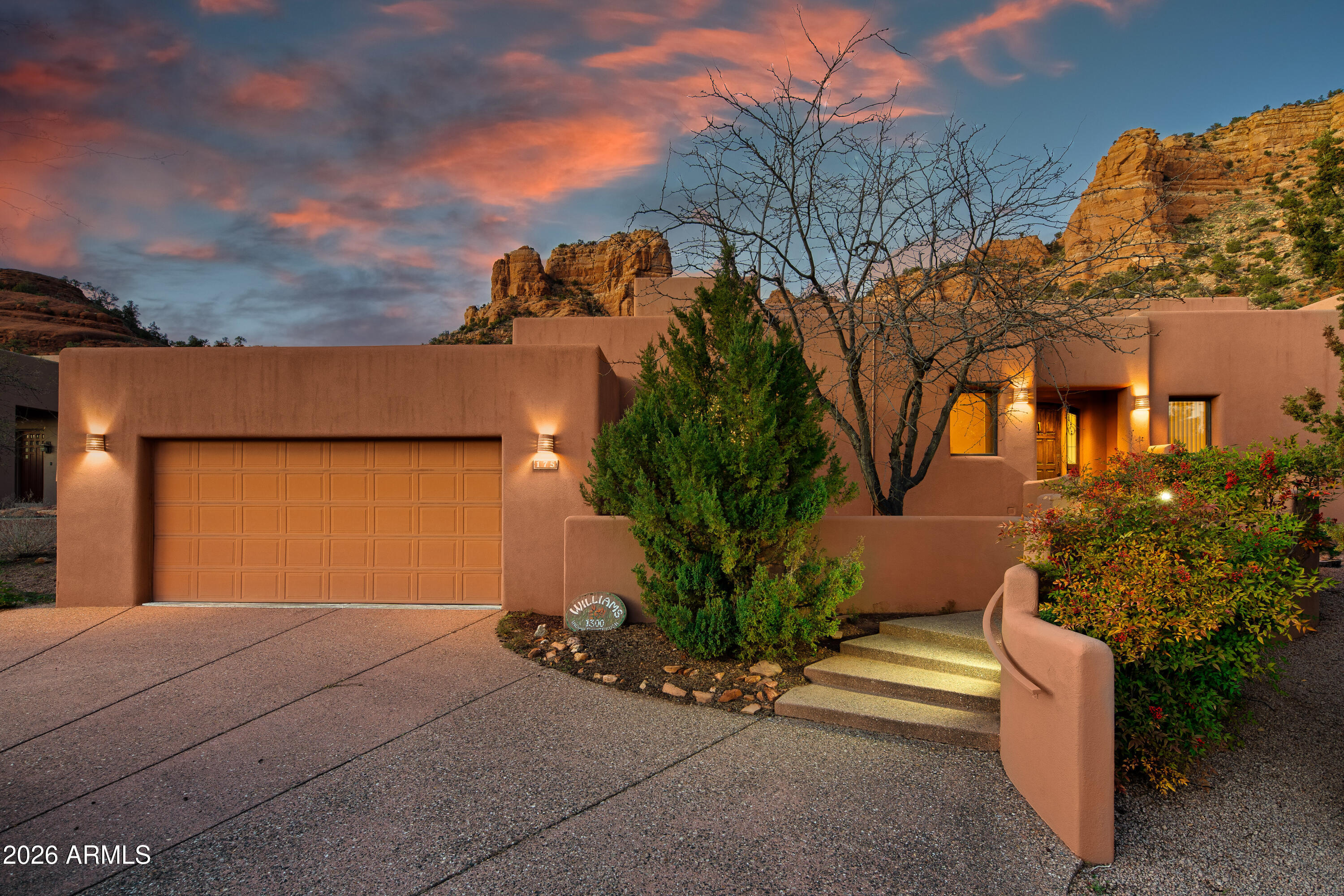 175 Devils Kitchen Drive Sedona, AZ 86351 - Photo 6 of 34 CIRCULAR FRONT DRIVEWAY