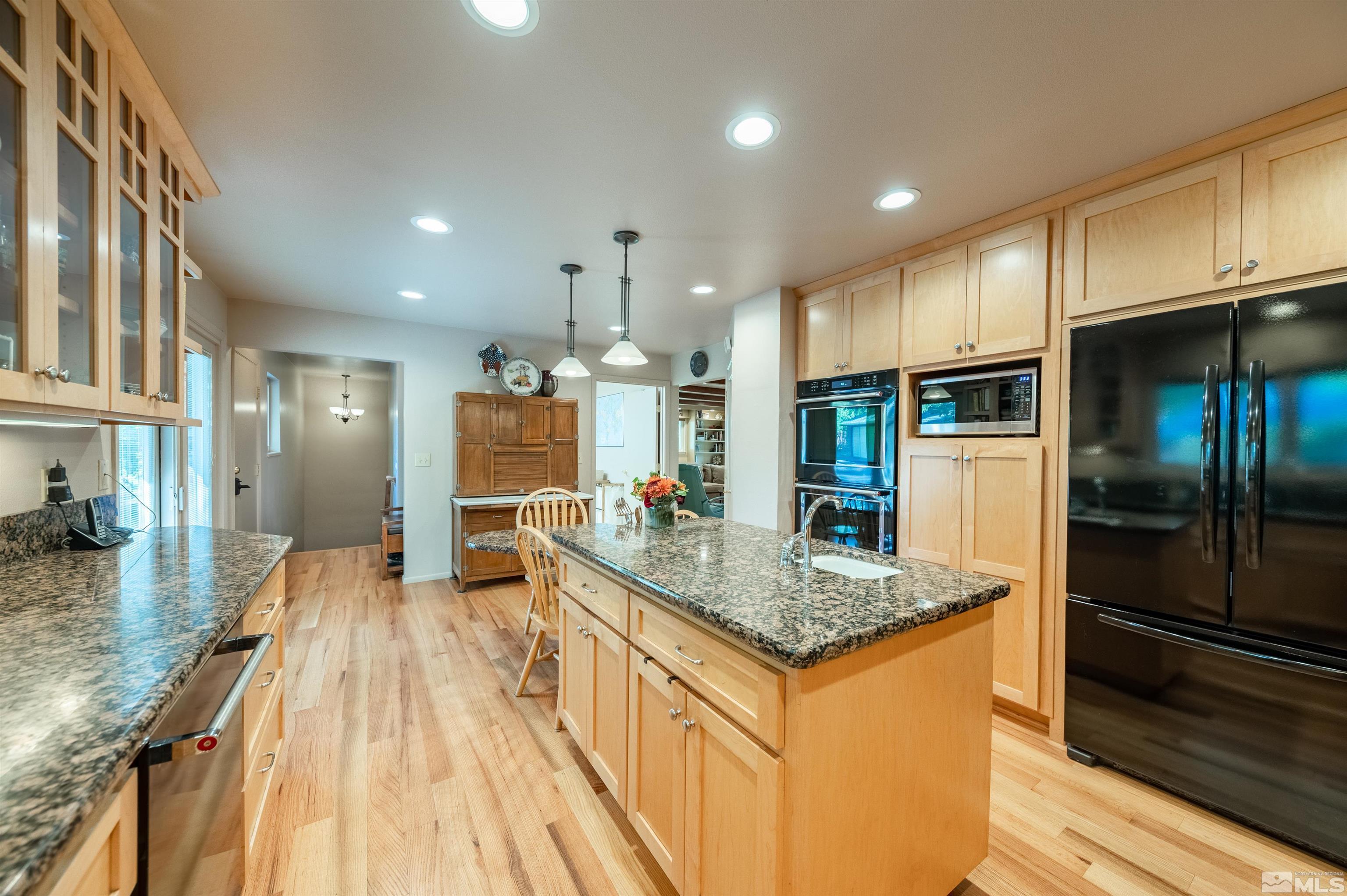 1755 Circle Reno, NV 89509 - Photo 8 of 40 Photo 8