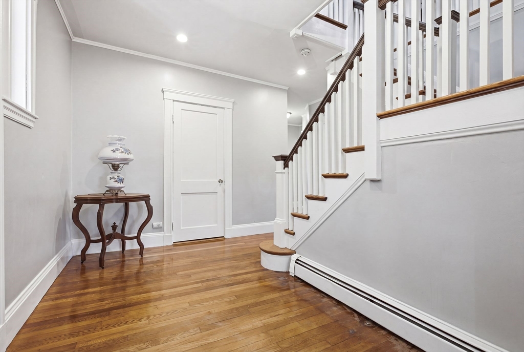 79 Orange Street Reading, MA 01867 - Photo 7 of 42