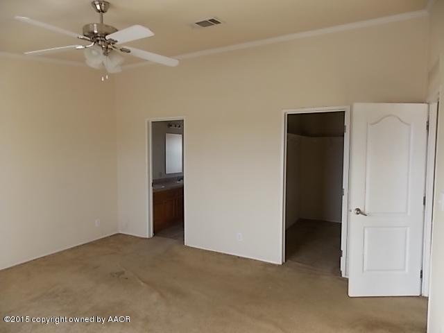 7145 White Buffalo Road Amarillo, TX 79124 - Photo 5 of 18 MASTER BEDROOM