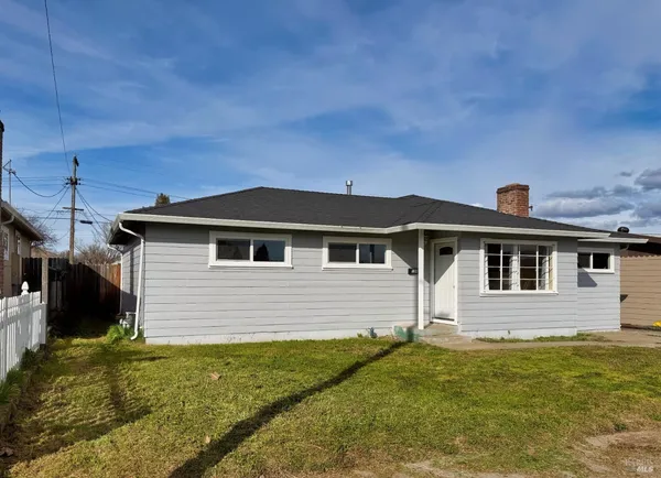 $439,000 | 104 Thompson Avenue, Ukiah, CA 95482