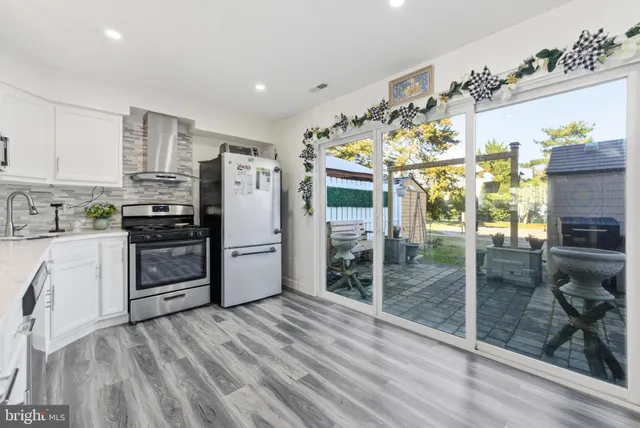 $299,777 | 311 Beach Plum Court, Tuckerton, NJ 08087