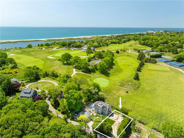 $650,000 | 17 East Hills Road, Westerly, RI 02891