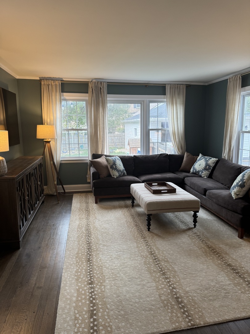 619 East Avenue Park Ridge, IL 60068 - Photo 4 of 5