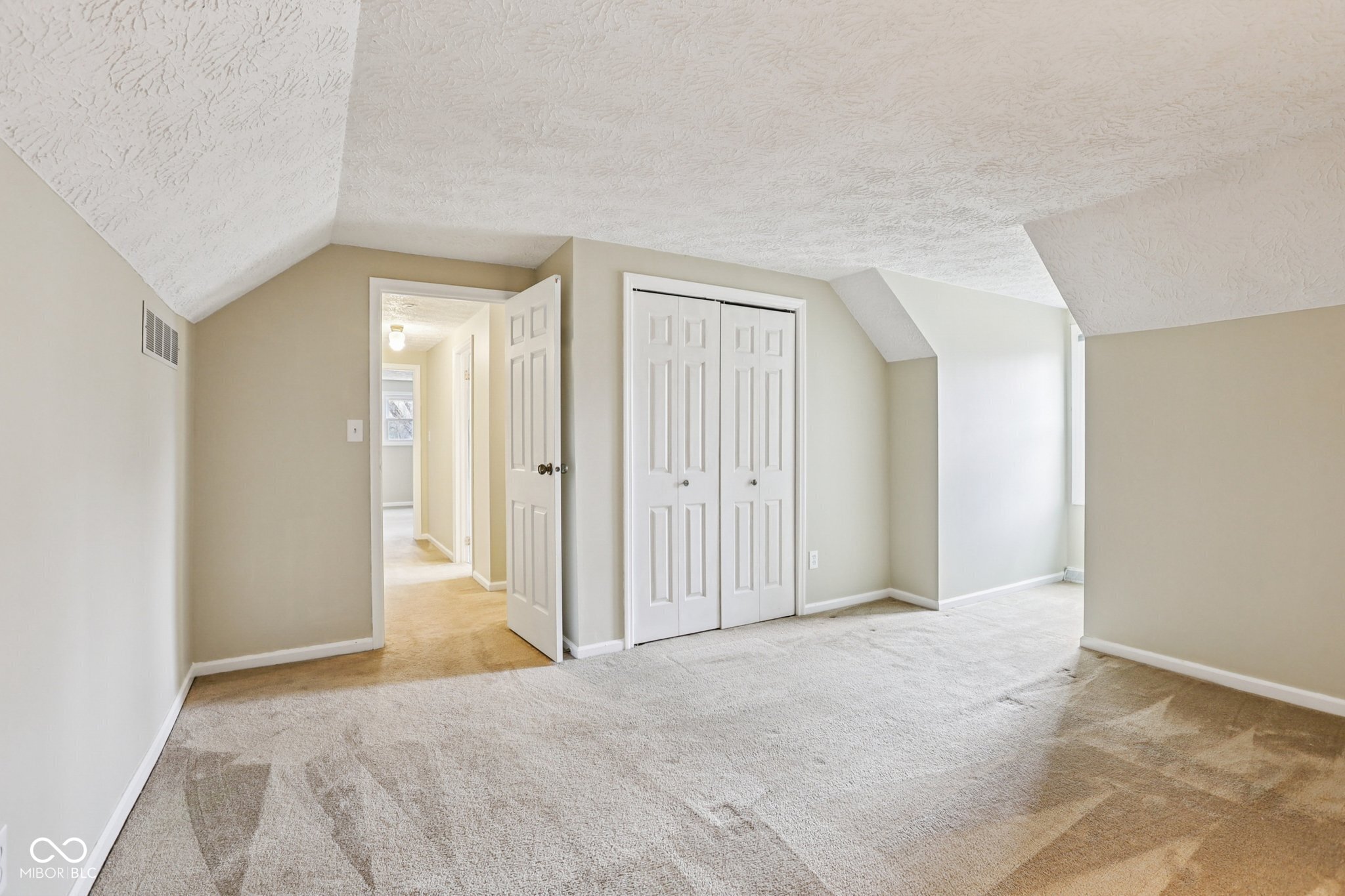 7611 East 116th Street Fishers, IN 46038 - Photo 23 of 44