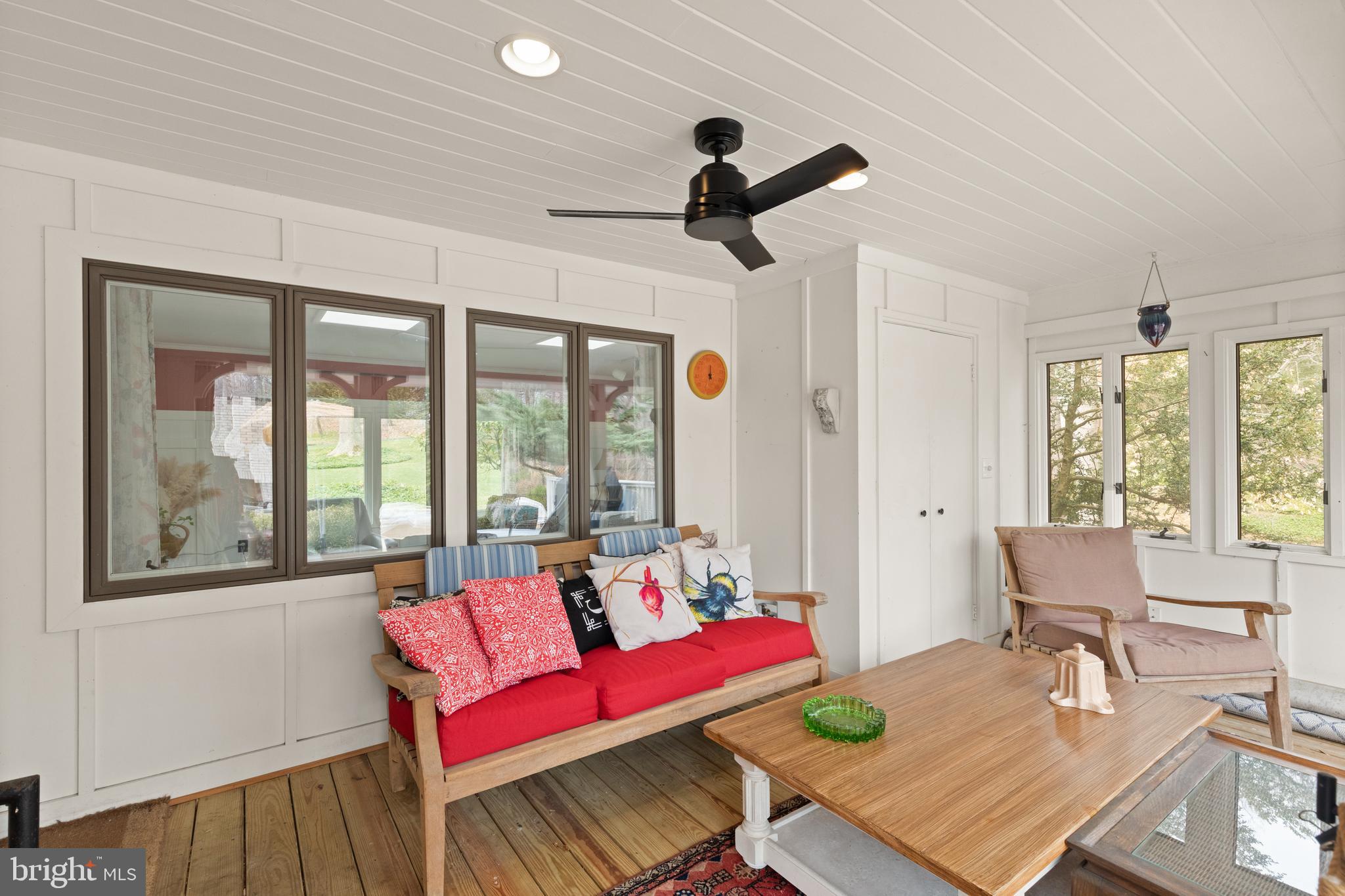 1403 Ellenglen Road Towson, MD 21286 - Photo 31 of 40 a living room with furniture and a window