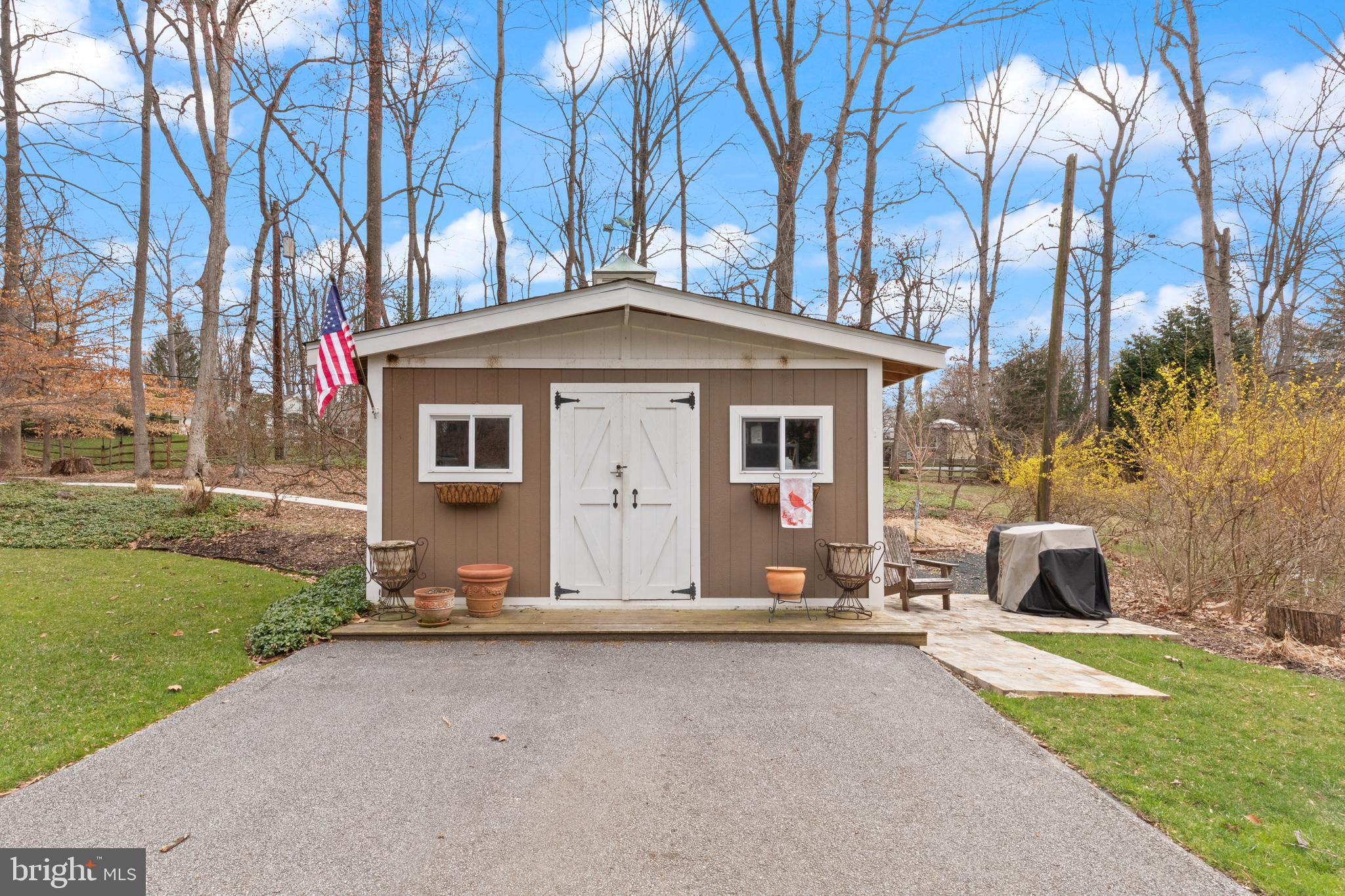 1403 Ellenglen Road Towson, MD 21286 - Photo 34 of 40 a front view of a house with a yard
